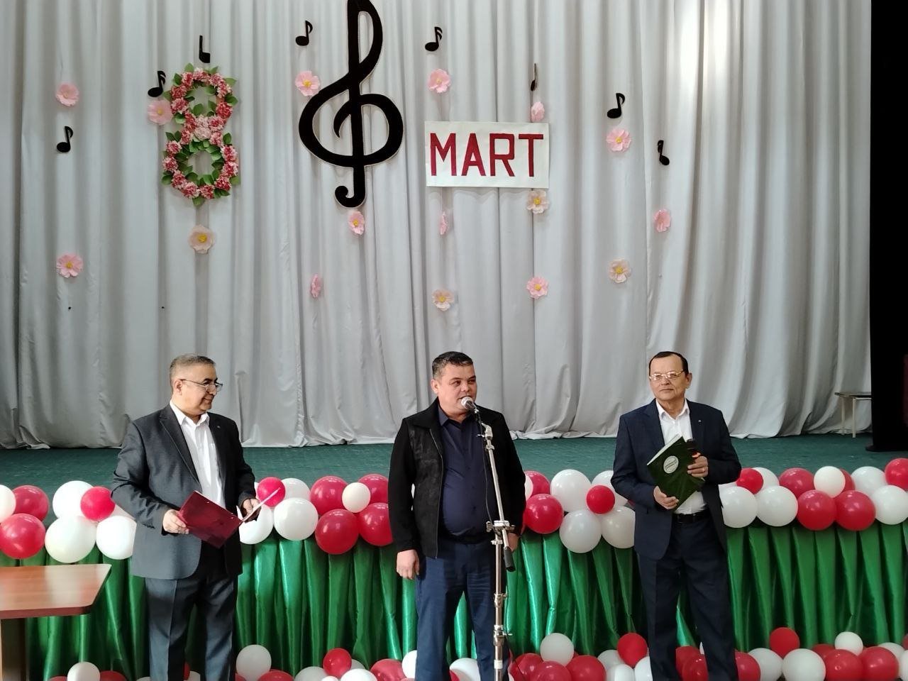 #8_mart
